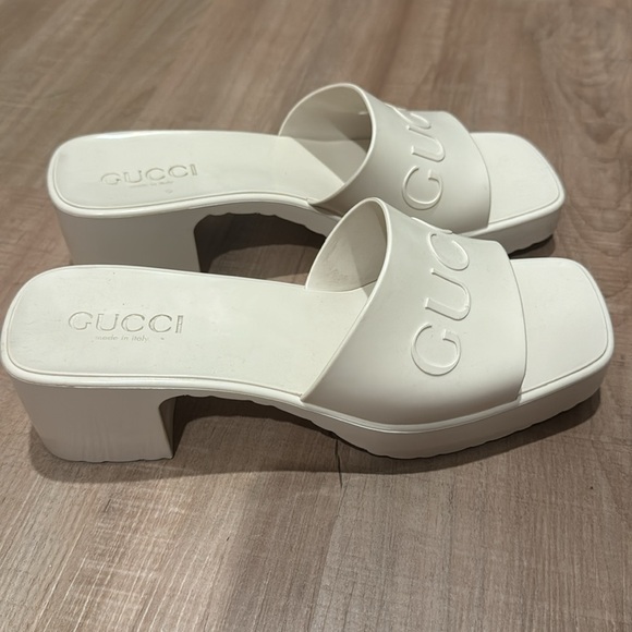 Perfect condition! - Picture 2 of 2